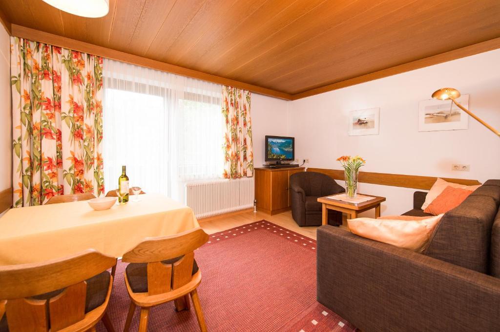 Gaestehaus Haffner Zell am See Quarto foto